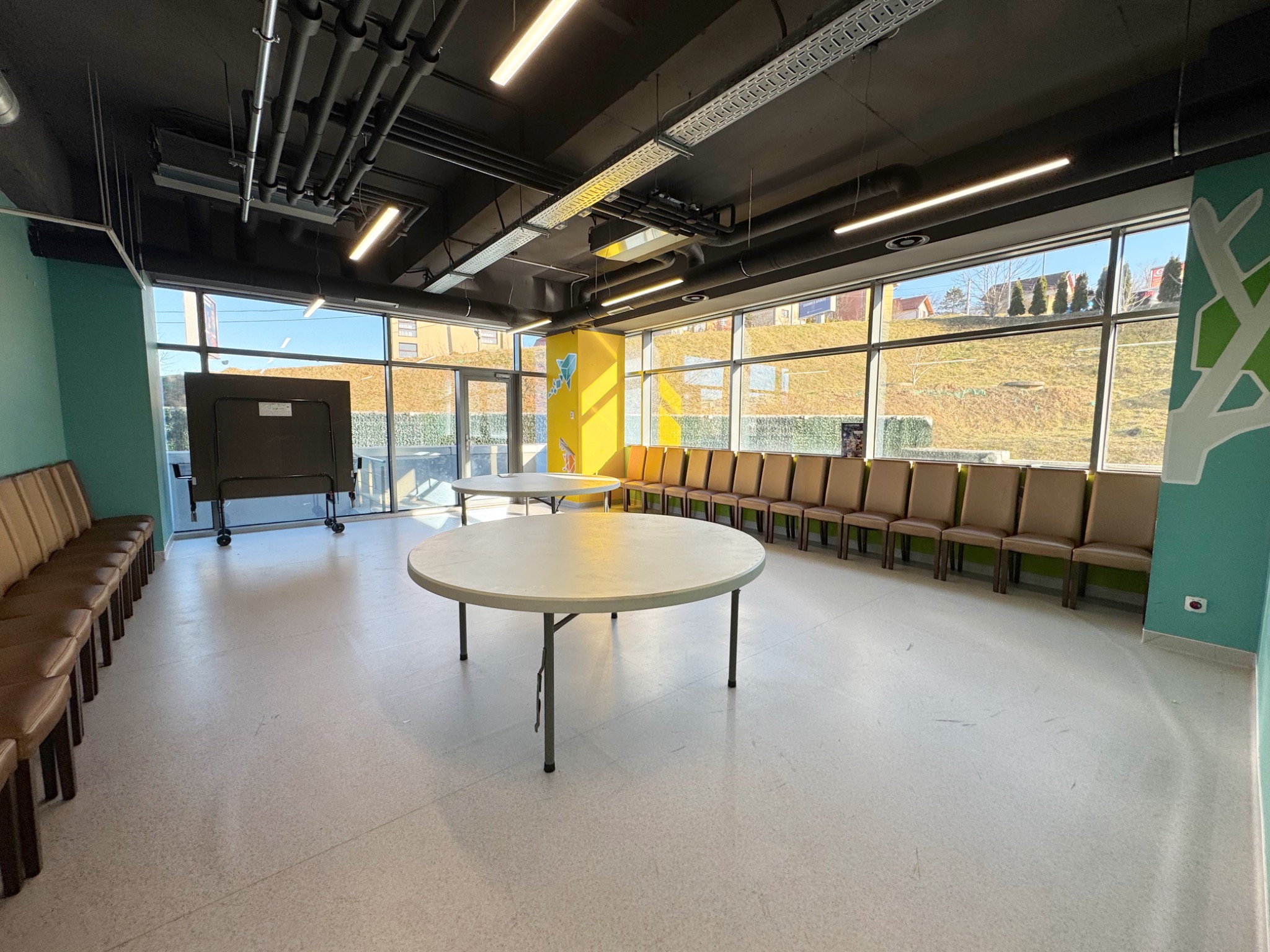 Sala 2 pentru workshopuri, traininguri și sesiuni de grup la Novis Plaza Cluj-Napoca